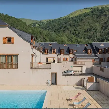 2 Pieces Avec Balcon Et Piscine - Fr-1-504-148 Lägenhet Vignec